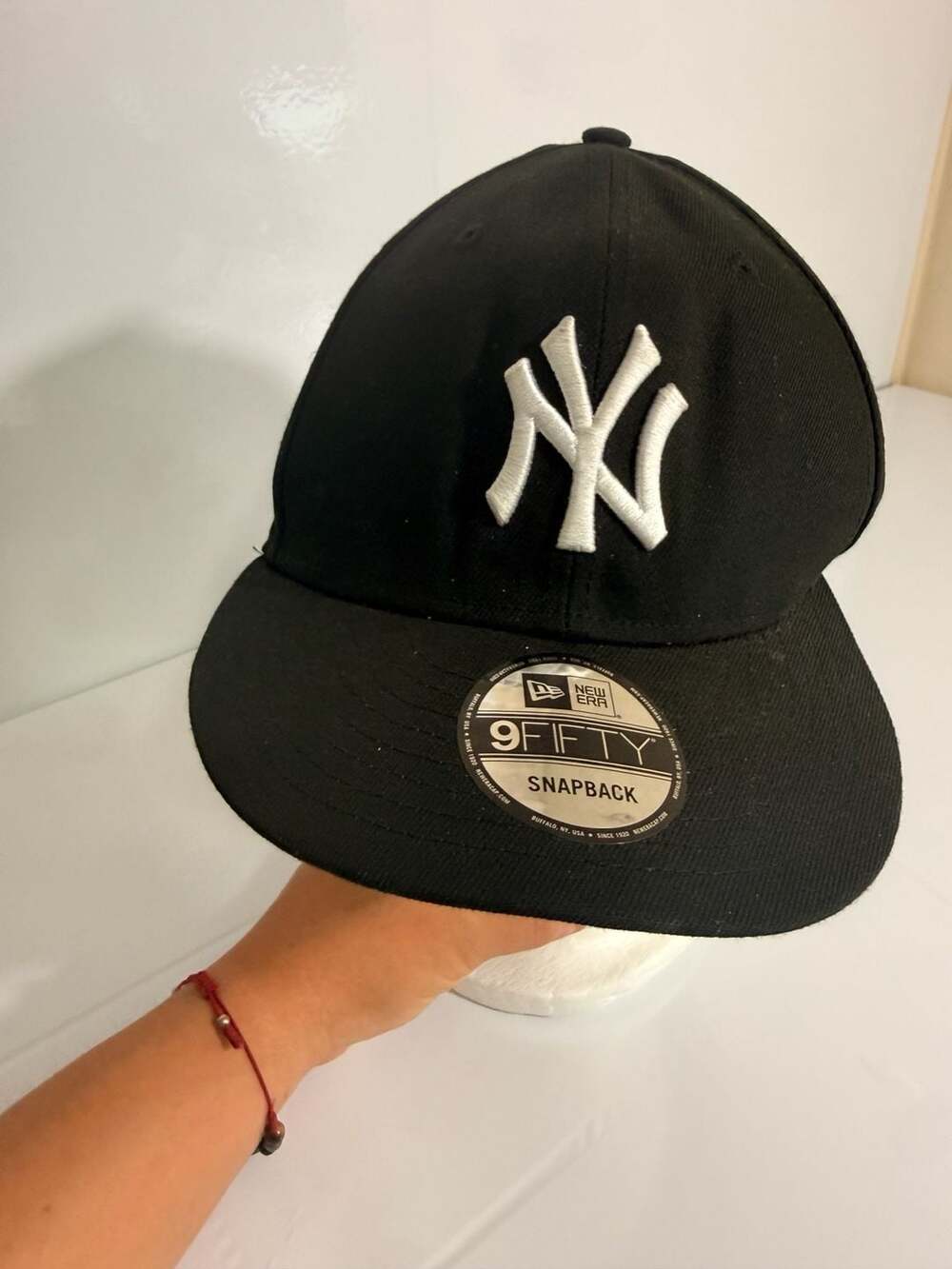 New Era New York Yankees Black 9FIFTY Fitted Hat